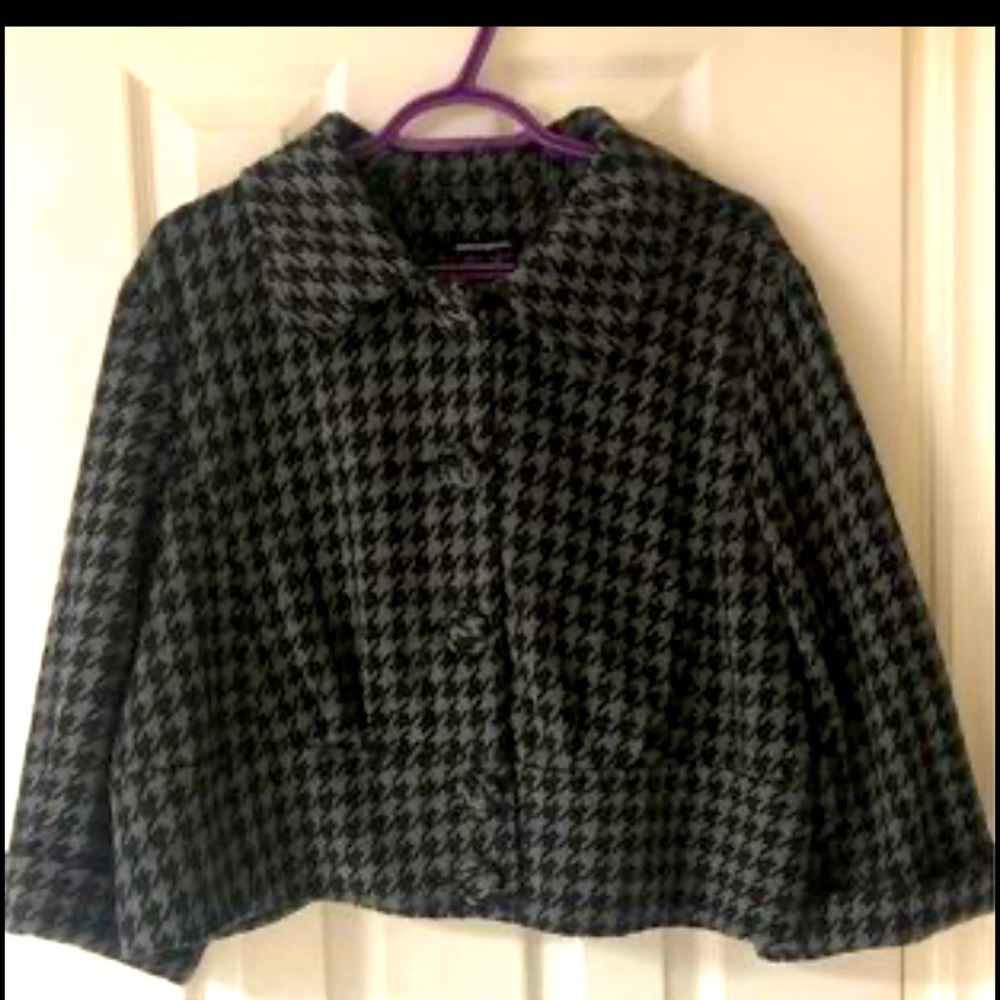Charcoal & Black Pennington’s Sweater Size 20